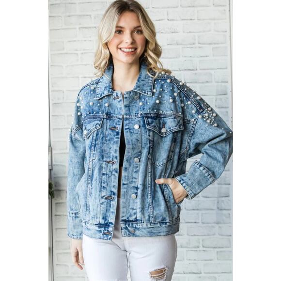 Veveret Women's Medium Wash Pearl And Rhinestone Denim Jacket Size Large NWT - Picture 2 of 12